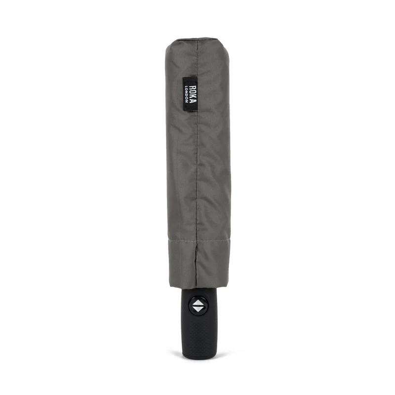 ROKA Waterloo Graphit-Regenschirm aus recyceltem Nylon