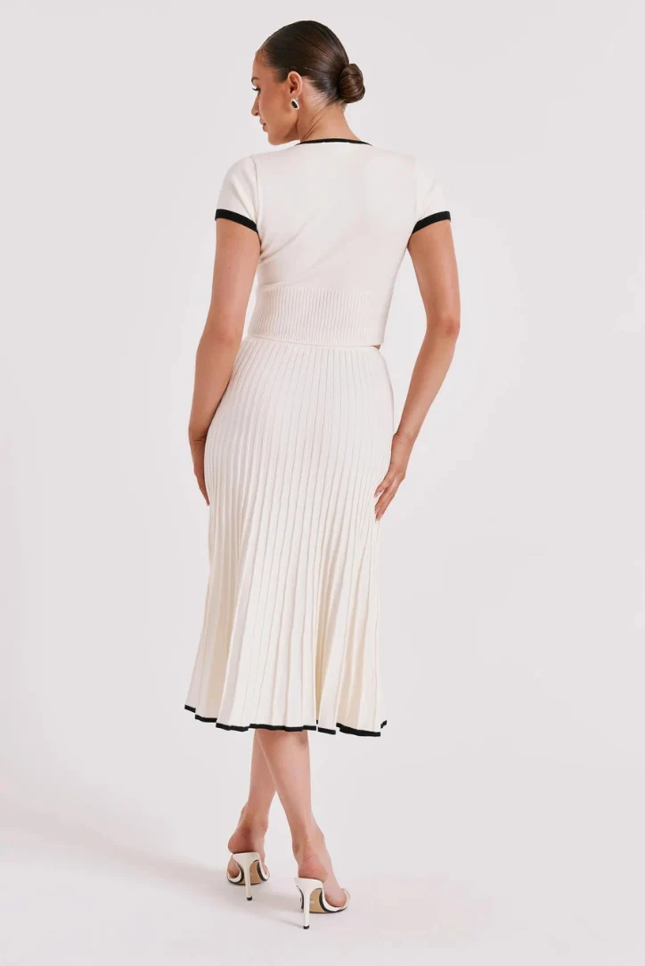 Elena Strick Midi Set mit Rock und Cardigan
