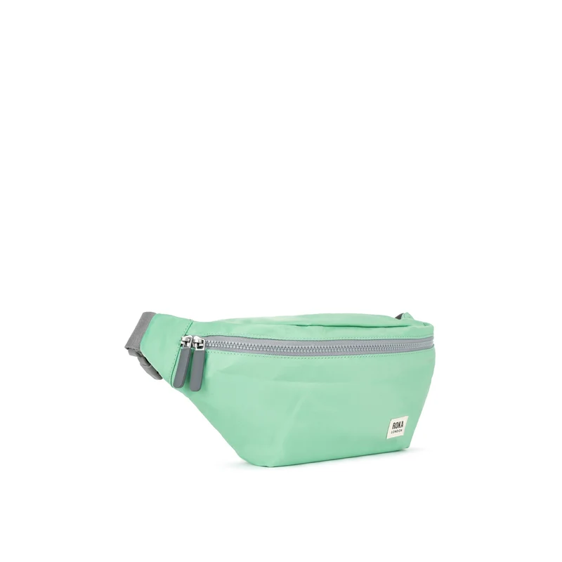 ROKA Jubilee Medium Tasche aus recyceltem Nylon – Matcha