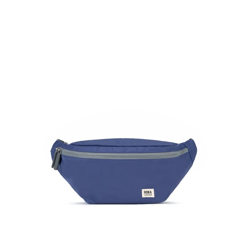 ROKA Jubilee Medium Tasche aus recyceltem Nylon – Indigo
