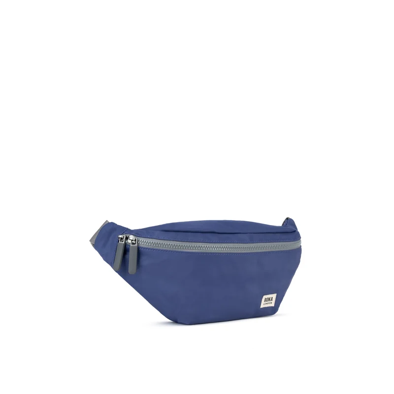 ROKA Jubilee Medium Tasche aus recyceltem Nylon – Indigo