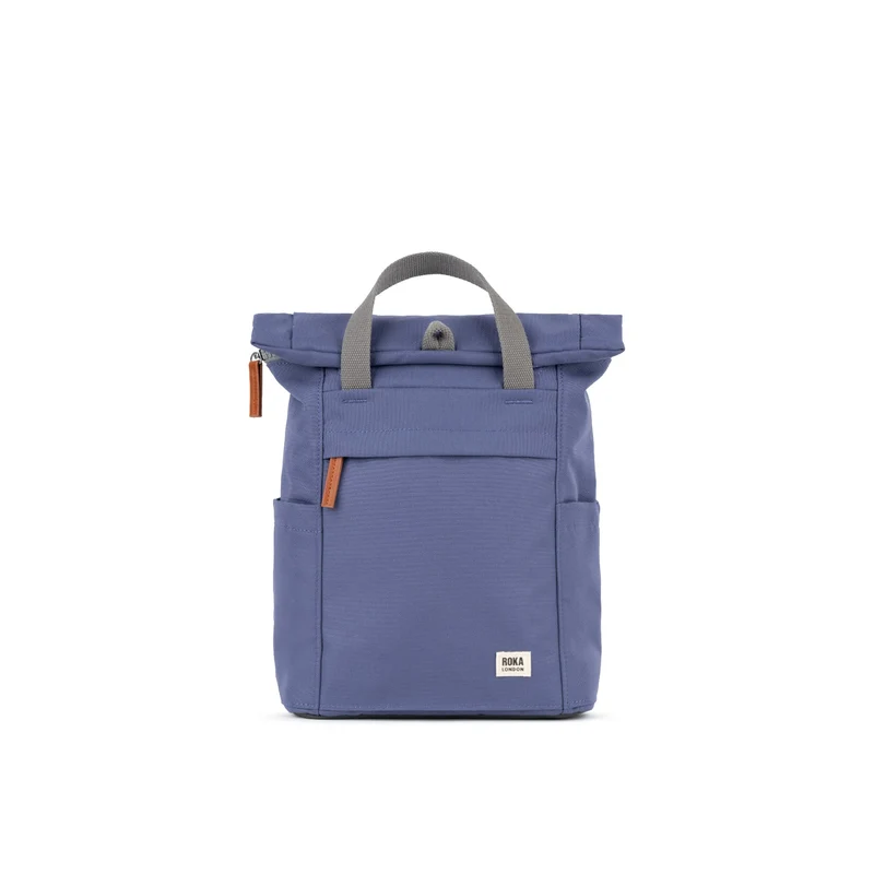 ROKA Finchley Eine kleine Tasche aus recyceltem Canvas der Marke Future Dusk