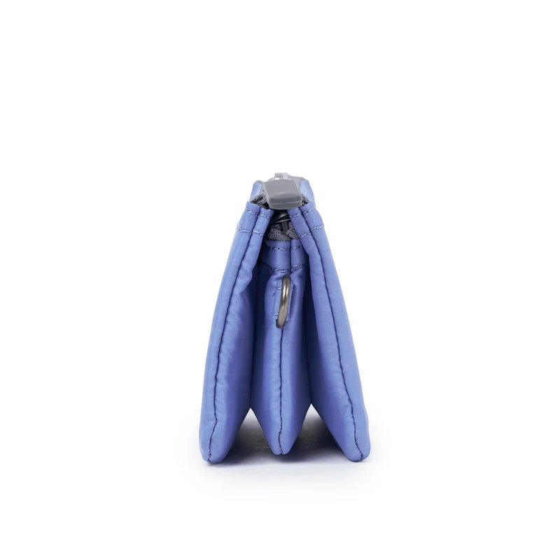 ROKA Carnaby Jacaranda Kleine Geldbörse aus recyceltem Nylon-Ripstop