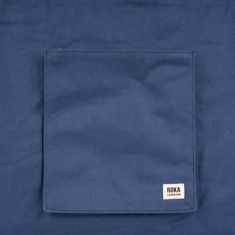 ROKA Große Tasche aus recycelter Baumwolle „Portobello N“ – Indigo