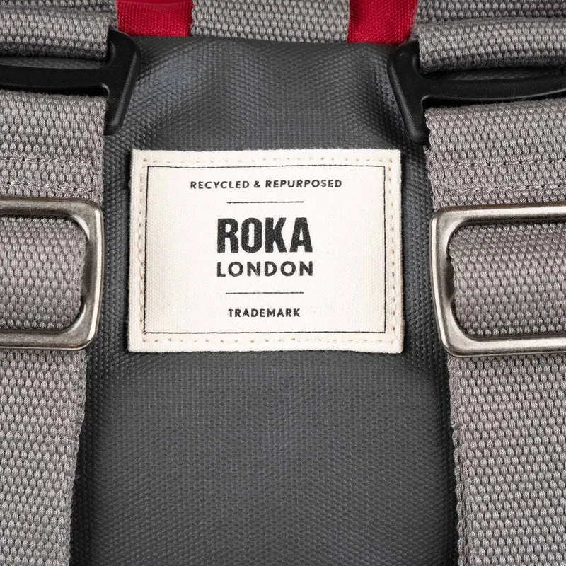 ROKA Heathrow Große Tasche aus recyceltem Canvas - Marsrot
