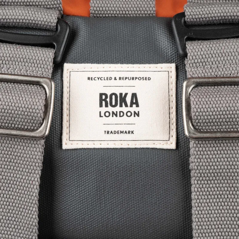 ROKA Heathrow Große Tasche aus recyceltem Canvas - Gebranntes Orange