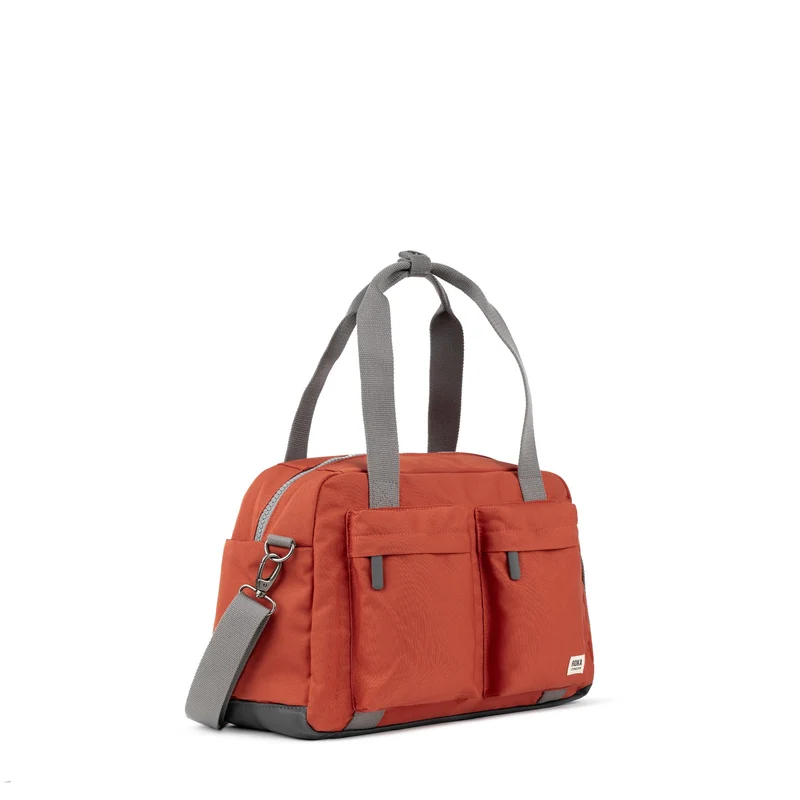 ROKA Kleine Tasche Gatwick aus recyceltem Canvas - Rooibos