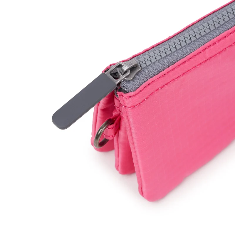 ROKA Carnaby Barocke kleine Handtasche aus recyceltem Nylon-Ripstop