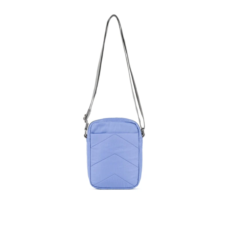 ROKA Bond Jacaranda-Tasche aus recyceltem Nylon