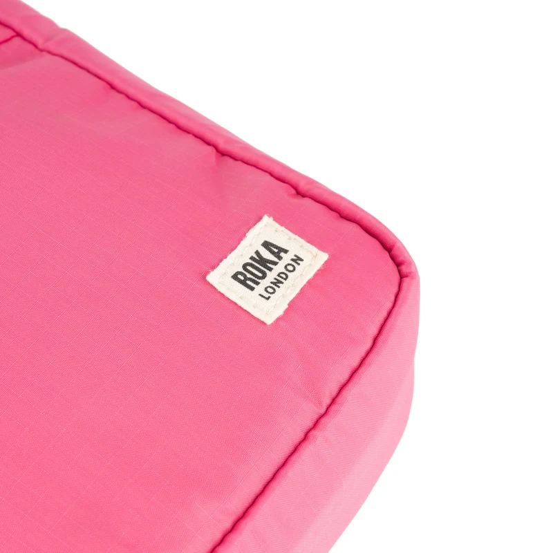 ROKA Bond Barock-Tasche aus recyceltem Nylon