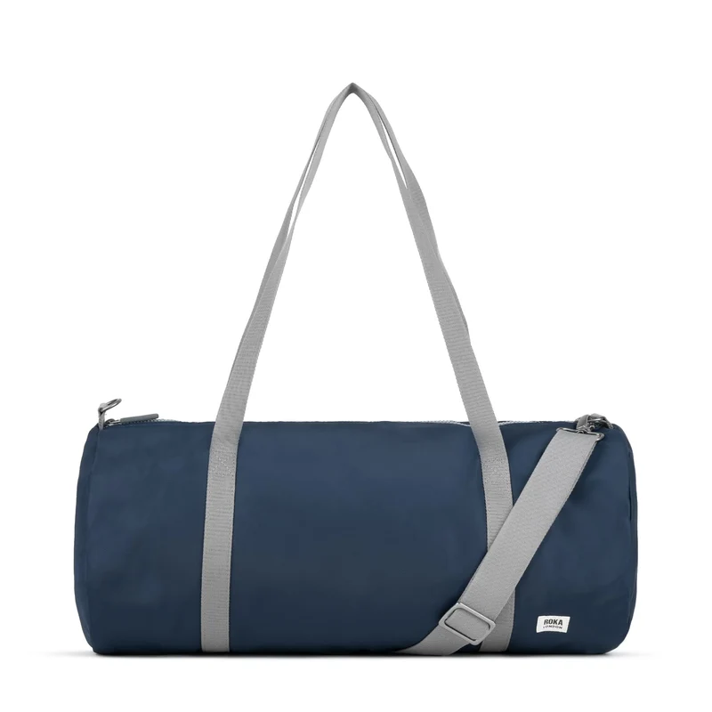 ROKA Mittelgroße Tasche City aus recyceltem Nylon - Mitternacht