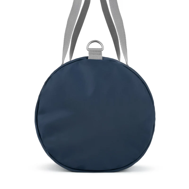 ROKA Mittelgroße Tasche City aus recyceltem Nylon - Mitternacht