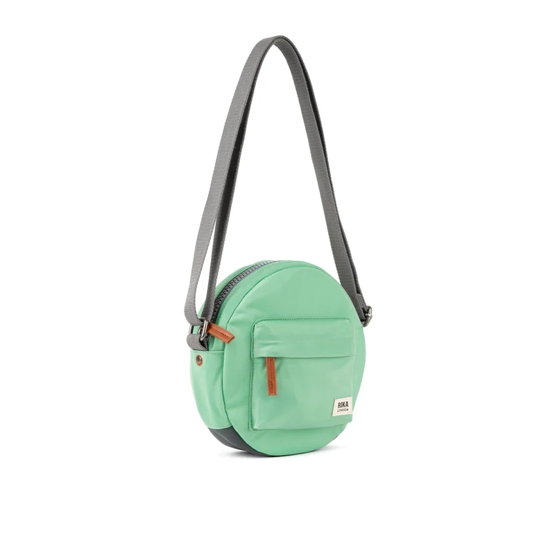 ROKA Paddington B Kleine Tasche aus recyceltem Nylon - Matcha