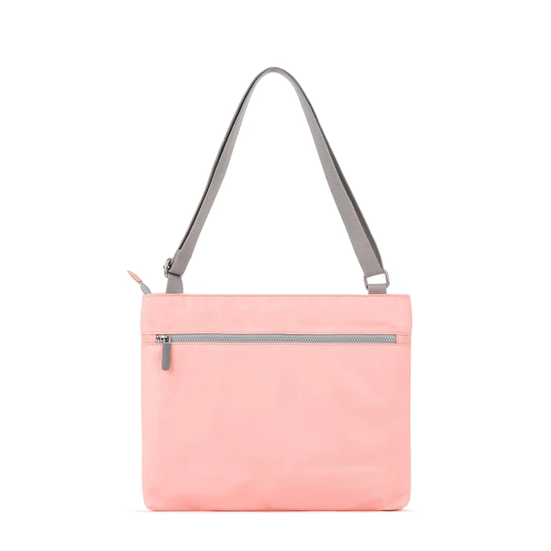 ROKA Mittelgroße Tasche Moorgate M aus recyceltem Nylon - Punch