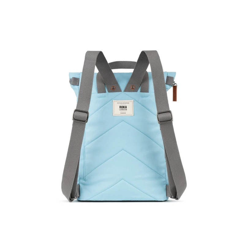 ROKA Finchley Eine mittelgroße Tasche aus recyceltem Canvas mit Eisgeschmack
