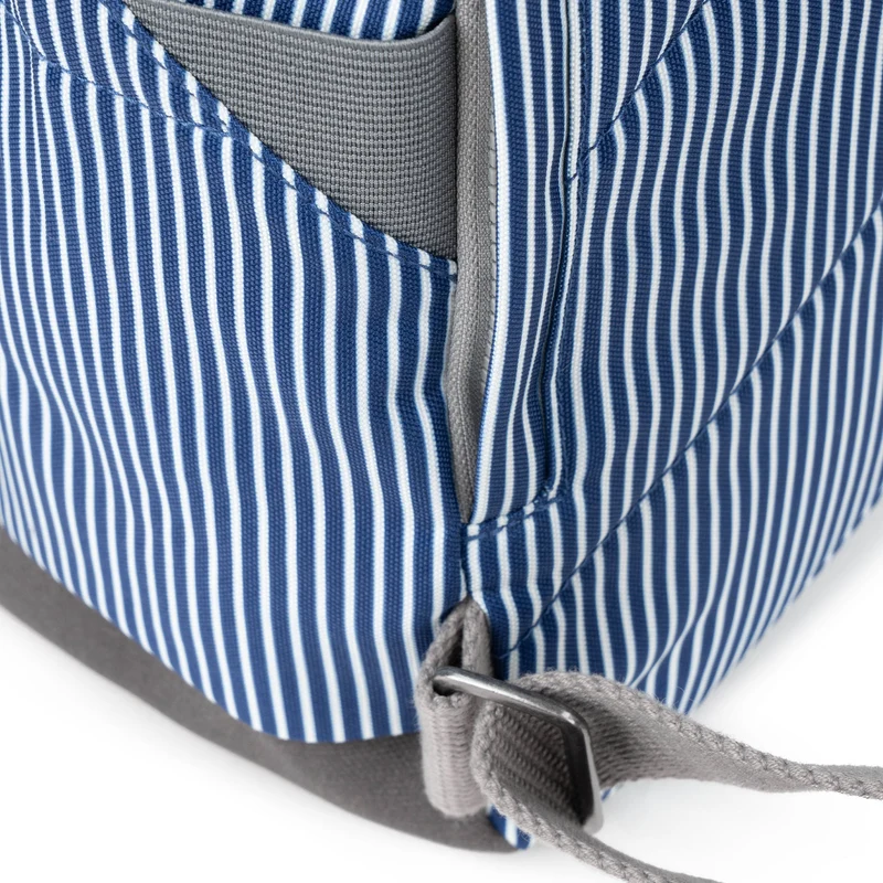 ROKA Canfield B Red Hickory Medium Tasche aus recyceltem Canvas