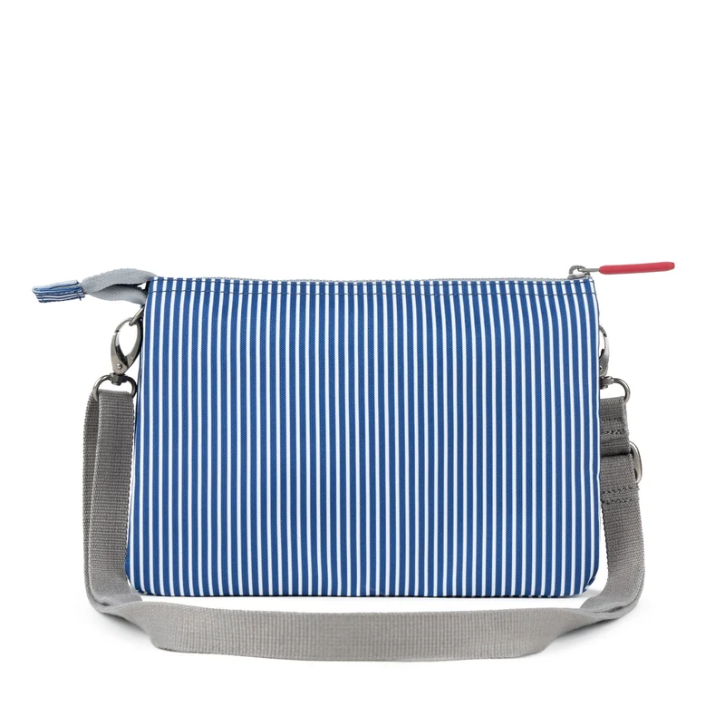 ROKA Carnaby Crossbody XL Tasche aus rotem Hickory-Recycling-Canvas
