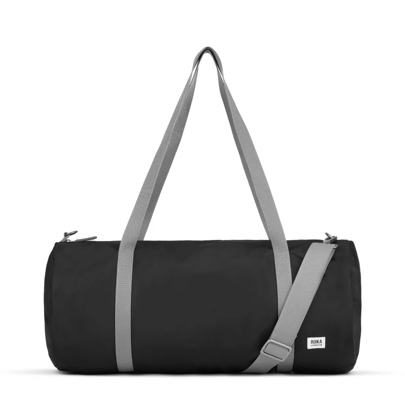ROKA Mittelgroße Tasche „City“ aus recyceltem Nylon - Schwarz
