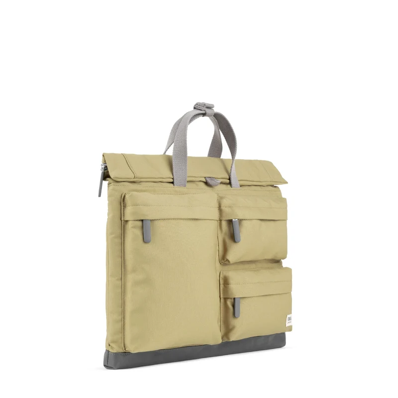 ROKA Blackfriars M Khakifarbene Tasche aus recyceltem Canvas