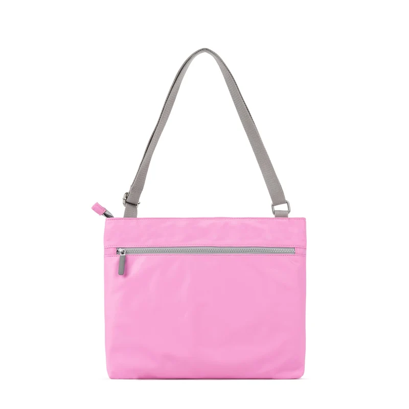 ROKA Mittelgroße Tasche Moorgate M aus recyceltem Nylon - Orchidee