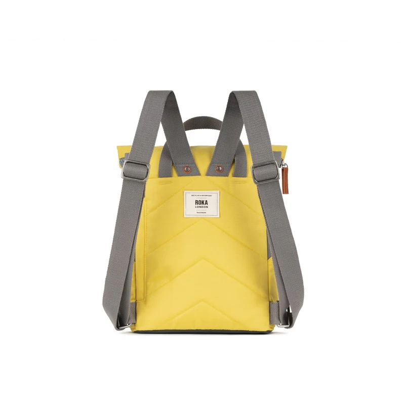 ROKA Finchley Eine kleine Tasche aus recyceltem Canvas mit dem Aufdruck „Lemonade“.