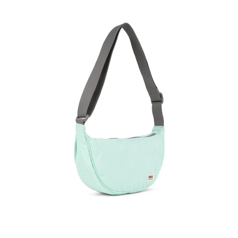 ROKA Farringdon Mintfarbener Beutel aus recyceltem Taslon