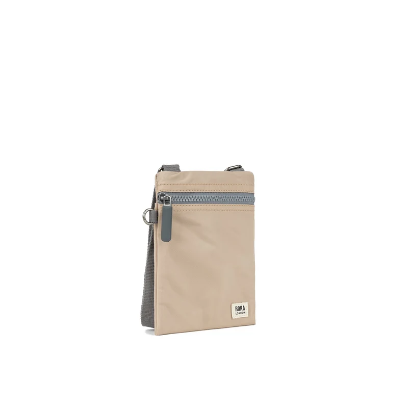 ROKA Chelsea Sandbeutel aus recyceltem Nylon