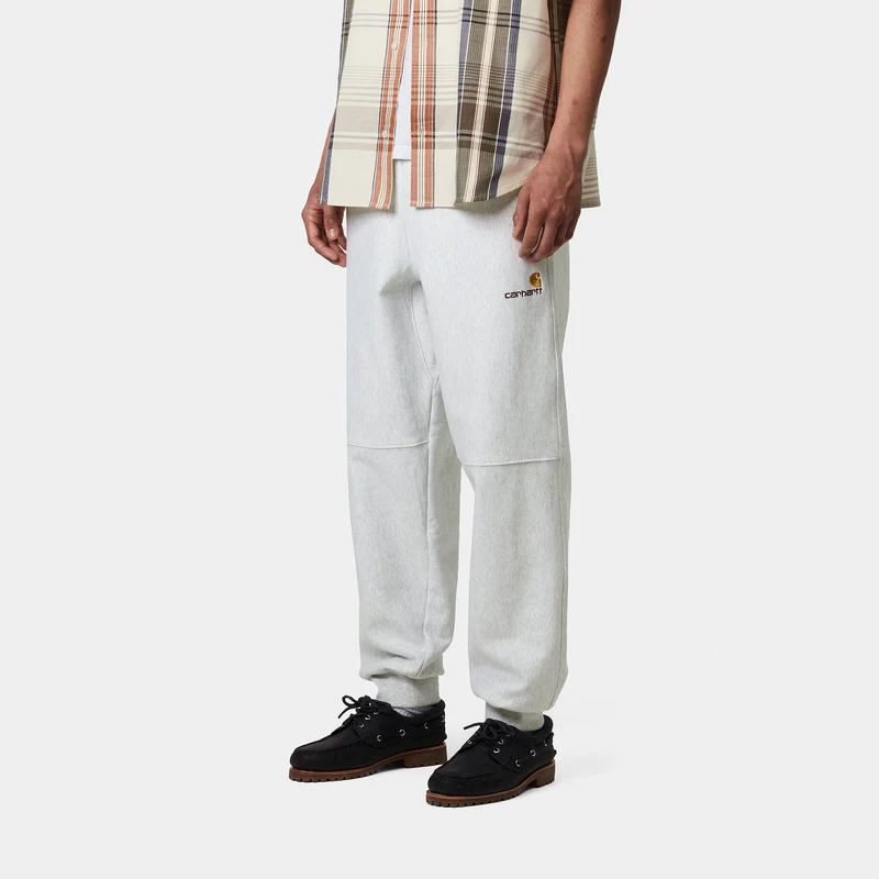 Carhartt WIP Herren American Script Jogginghose - Aschgrau