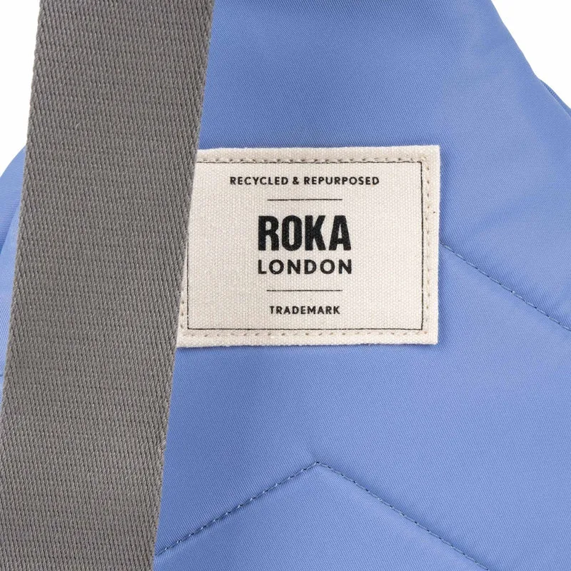 ROKA Willesden Große Tasche aus recyceltem Nylon – Jacaranda