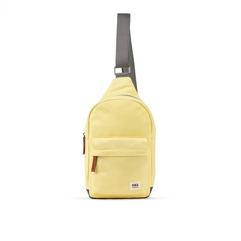 ROKA Willesden B Große Tasche aus recyceltem Nylon – Zitronengelb