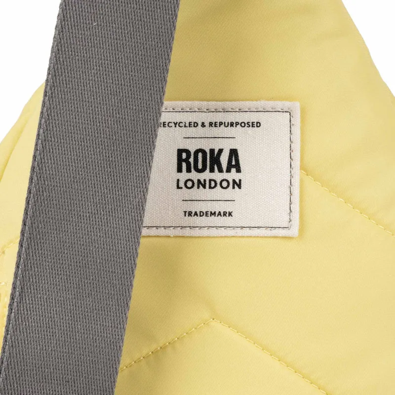 ROKA Willesden B Große Tasche aus recyceltem Nylon – Zitronengelb