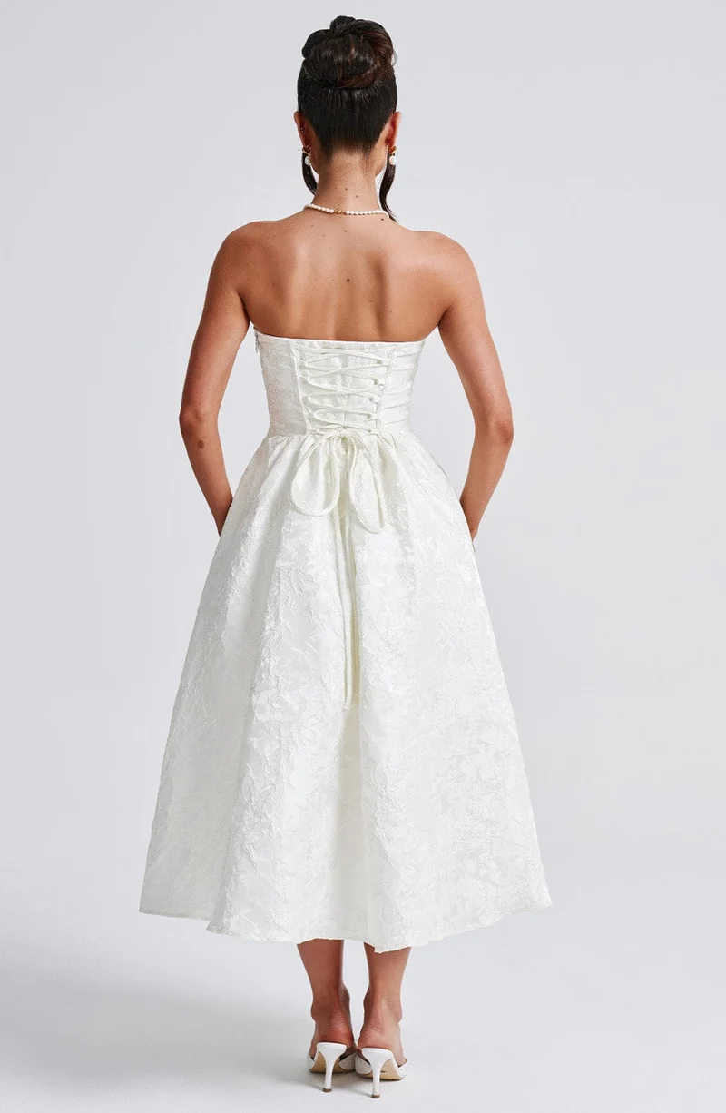 Tyche - Schulterfreies Jacquard-Midikleid