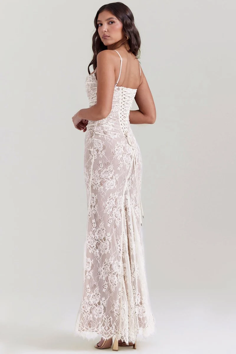 Thalassa schulterfreies Maxikleid aus floraler Spitze