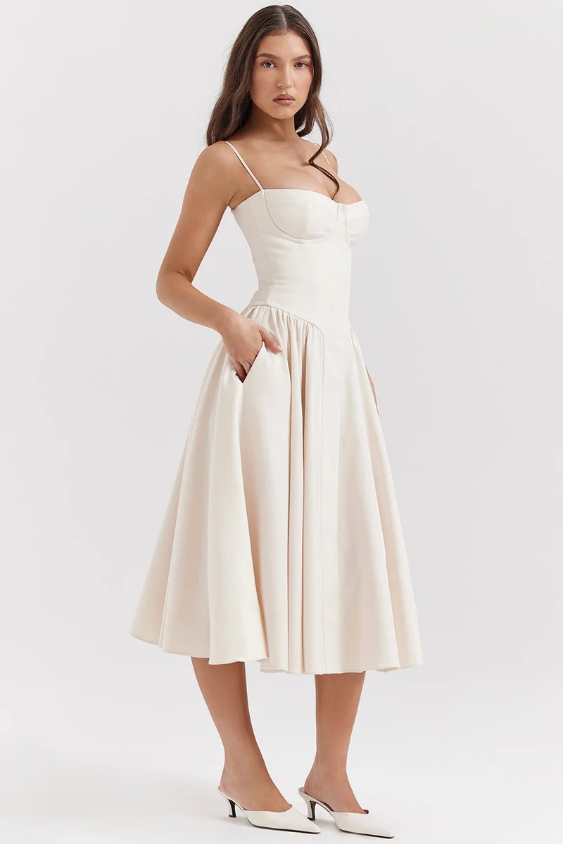 Chloris - Taillenformendes Sommerkleid