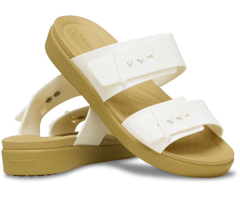 CROCS Brooklyn Buckle Low Sandal - Kreide
