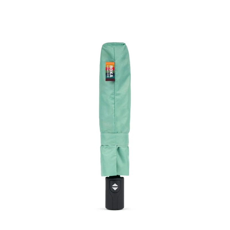 ROKA Waterloo Bright Rainbow Ultraleichter Regenschirm aus recyceltem Nylon