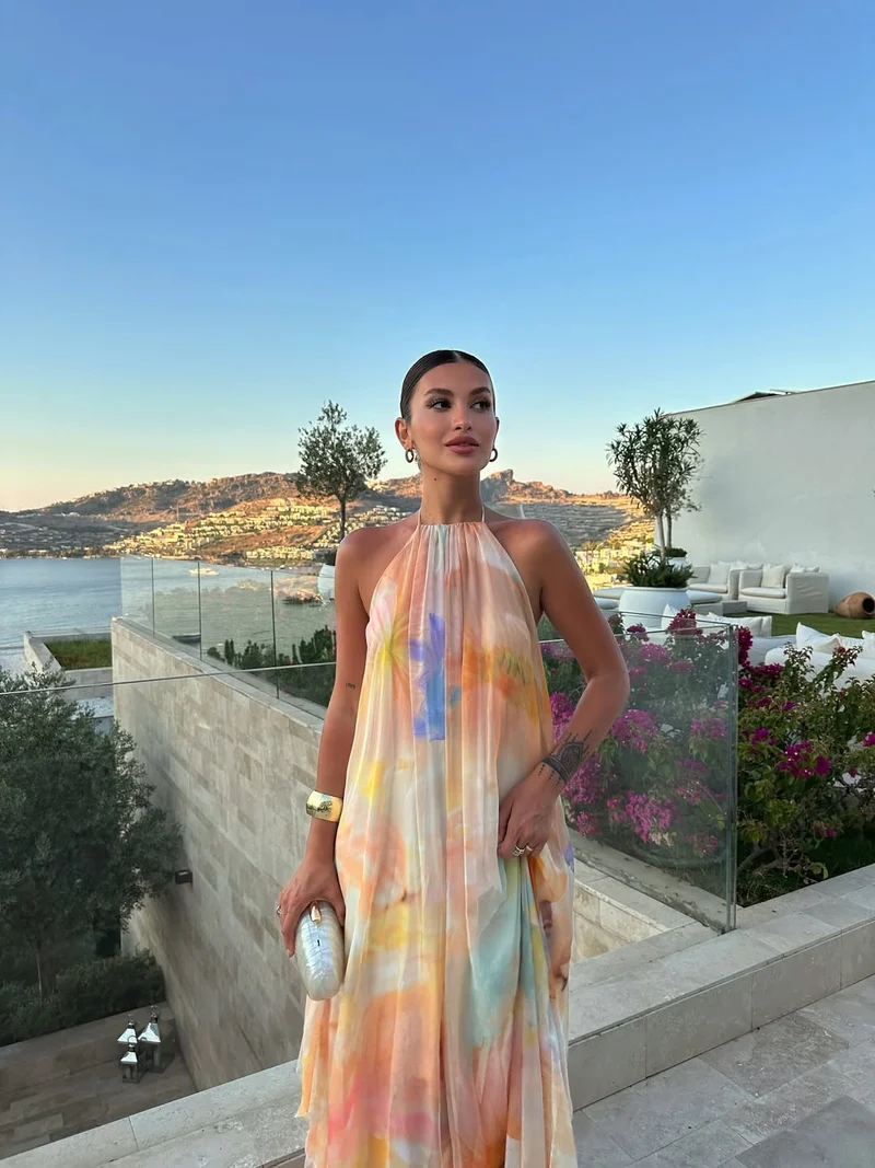 Corinna Damen bedrucktes Halterneck-Maxikleid