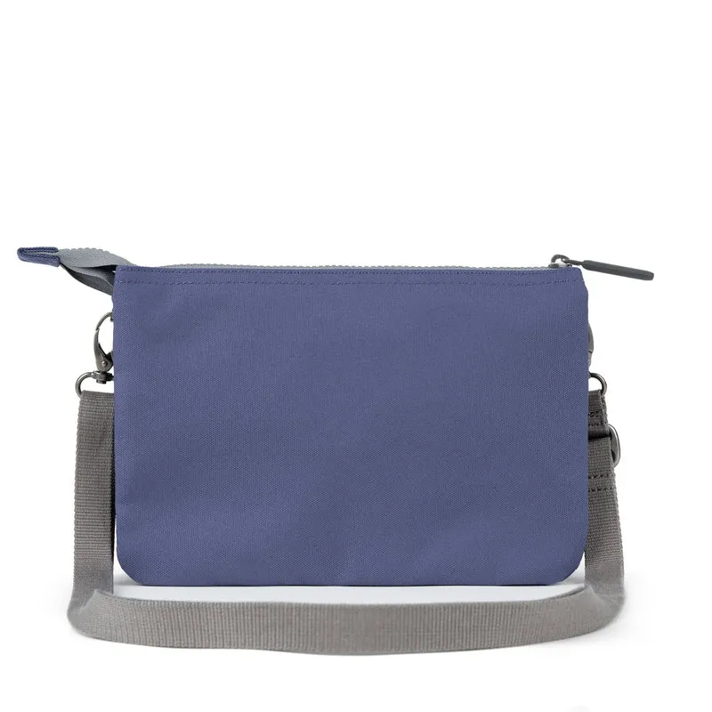 ROKA Carnaby Crossbody XL Future Dusk Tasche aus recyceltem Canvas