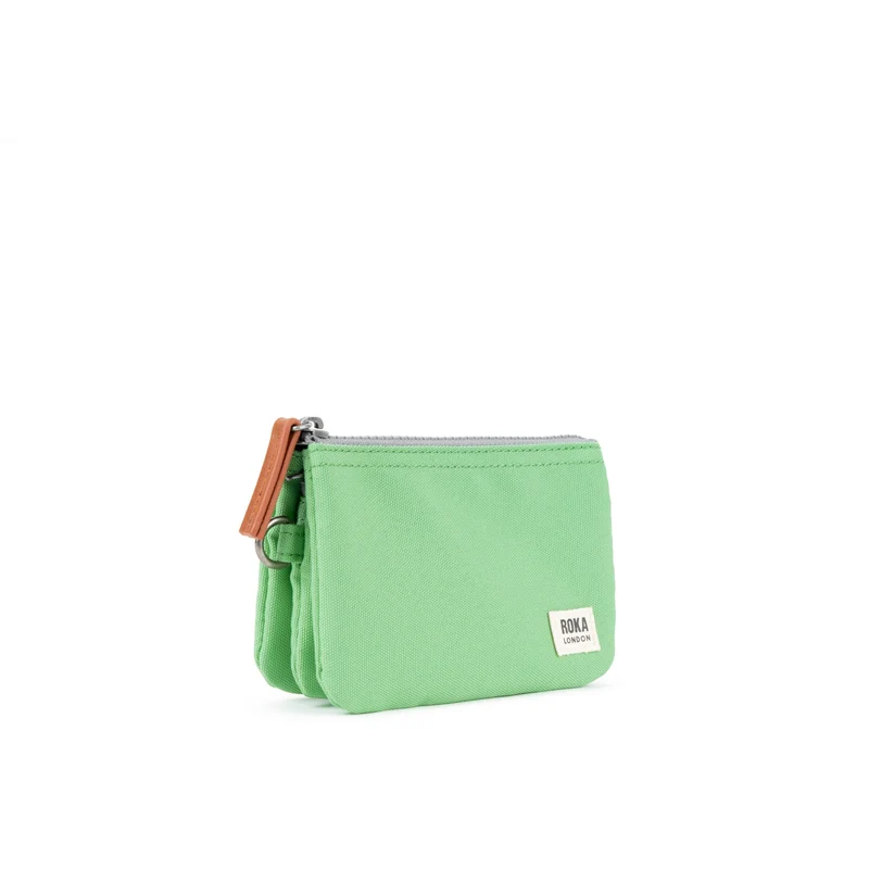 ROKA Carnaby Kleine Geldbörse aus recyceltem Canvas, Farbe Pfefferminz.