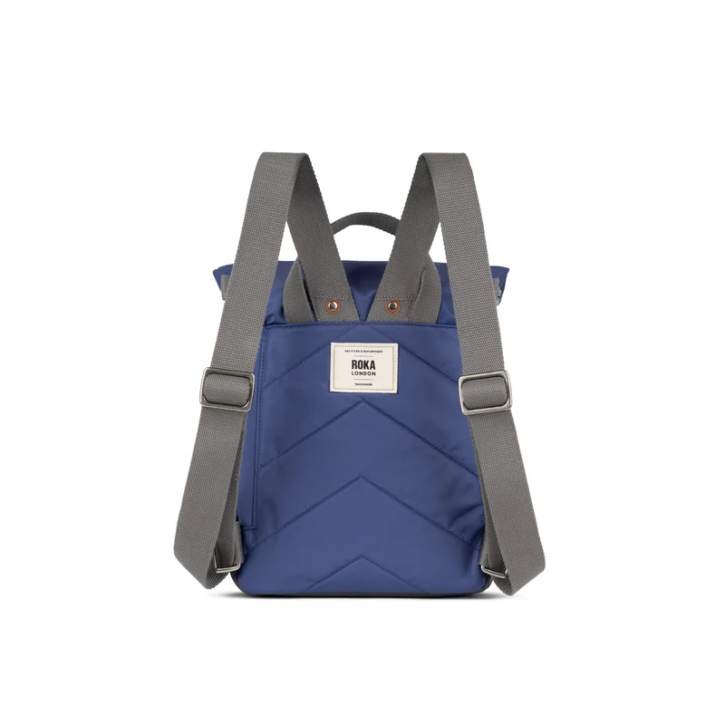 ROKA Canfield B Indigo Kleine Tasche aus recyceltem Nylon