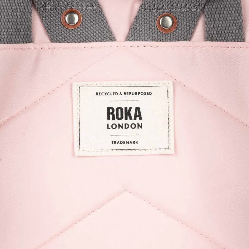 ROKA Canfield B English Rose Kleine Tasche aus recyceltem Nylon
