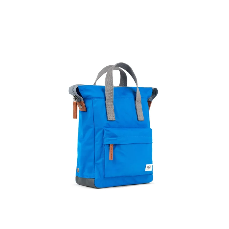 ROKA Bantry B Neonblaue kleine Tasche aus recyceltem Nylon