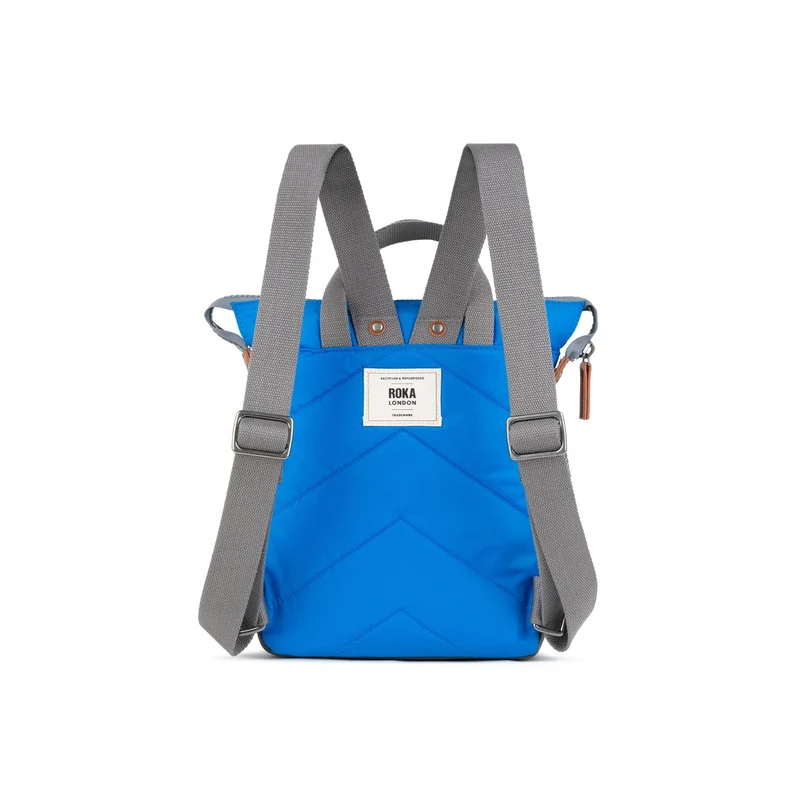 ROKA Bantry B Neonblaue kleine Tasche aus recyceltem Nylon