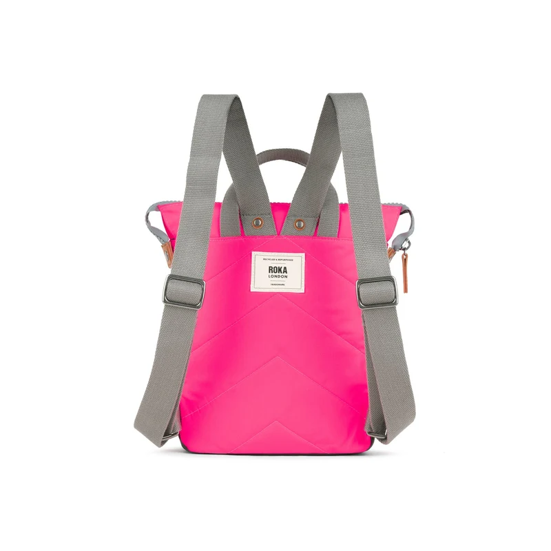 ROKA Bantry B Neon Pink Kleine Tasche aus recyceltem Nylon
