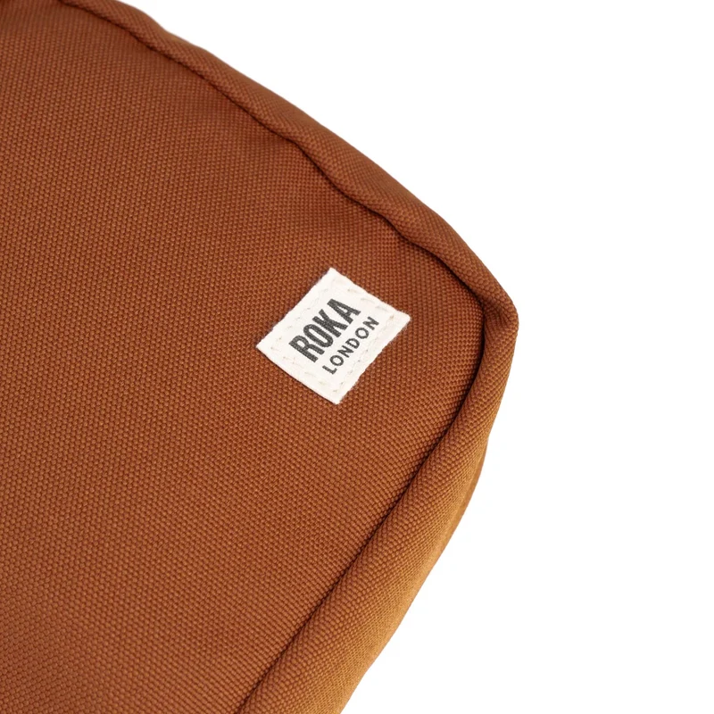 ROKA Bond Bran Einheitsgröße Tasche aus recyceltem Canvas