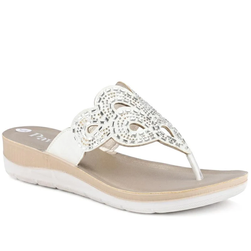 Diamante Cushioned Toe Post Sandals - INB43023 / 329 243