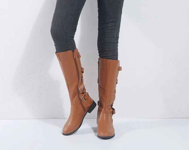 Brooke | Elegante kniehohe Reitstiefel mit goldenen Schnallen