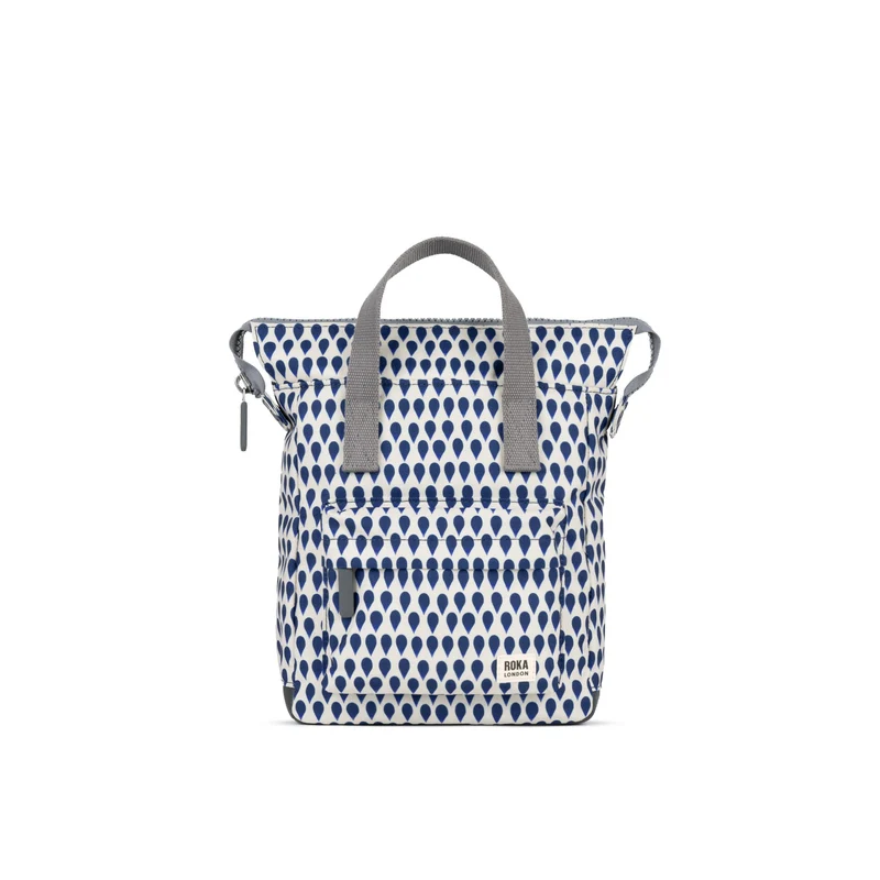 ROKA Bantry B Denim Rain Kleine Tasche aus recyceltem Canvas