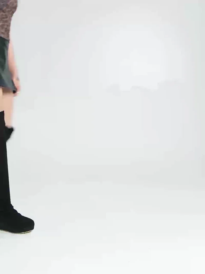 Selene | Moderne kniehohe Stretchstiefel mit Keilsohle