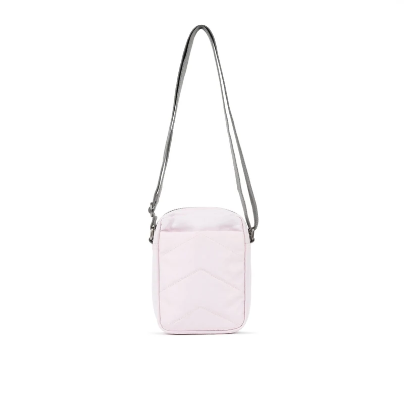 ROKA Bond Transzendente rosafarbene Tasche aus recyceltem Canvas